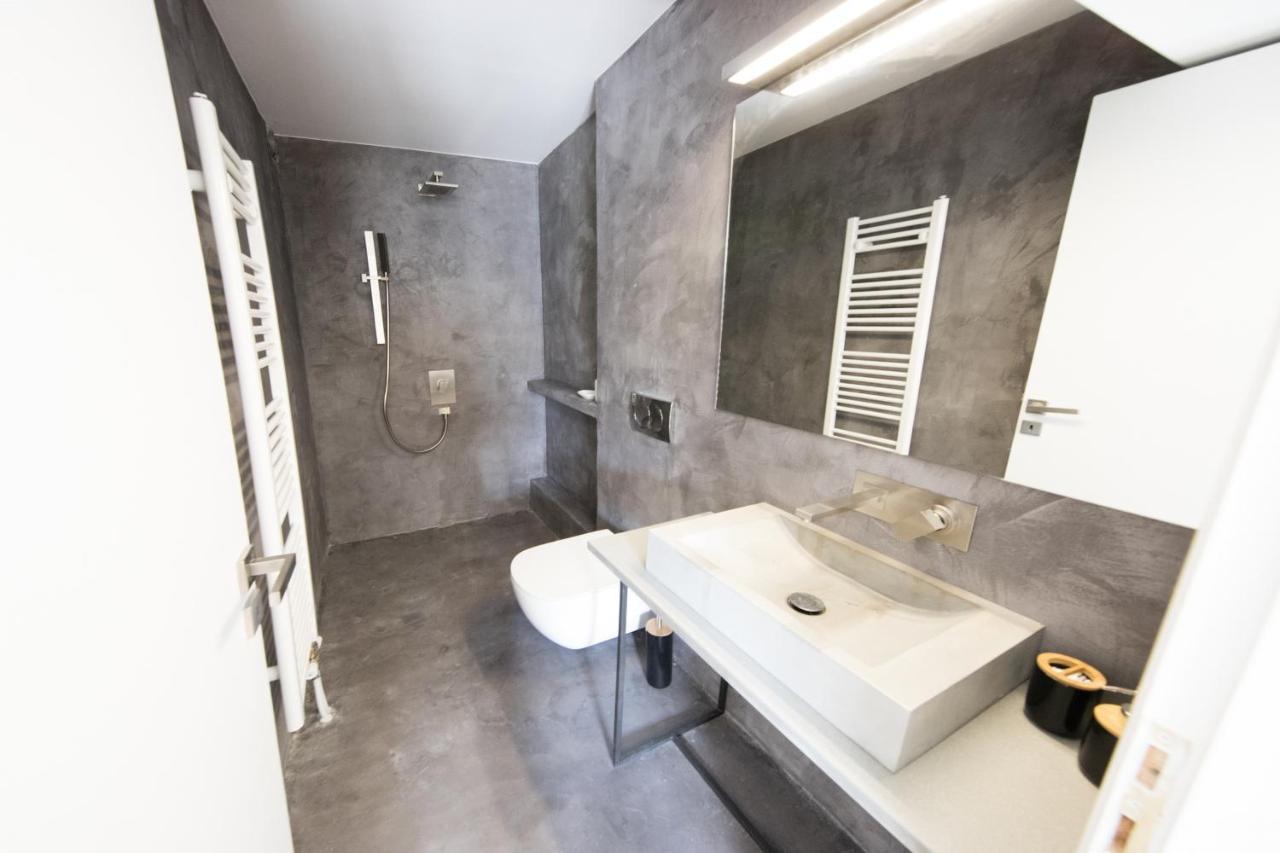 Appartamento Super Modern Minimal Flat Nr Metro & Arch. Museum Atene Esterno foto